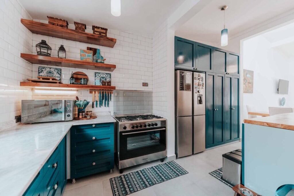 vibrant blue green and white color for the kitchen
