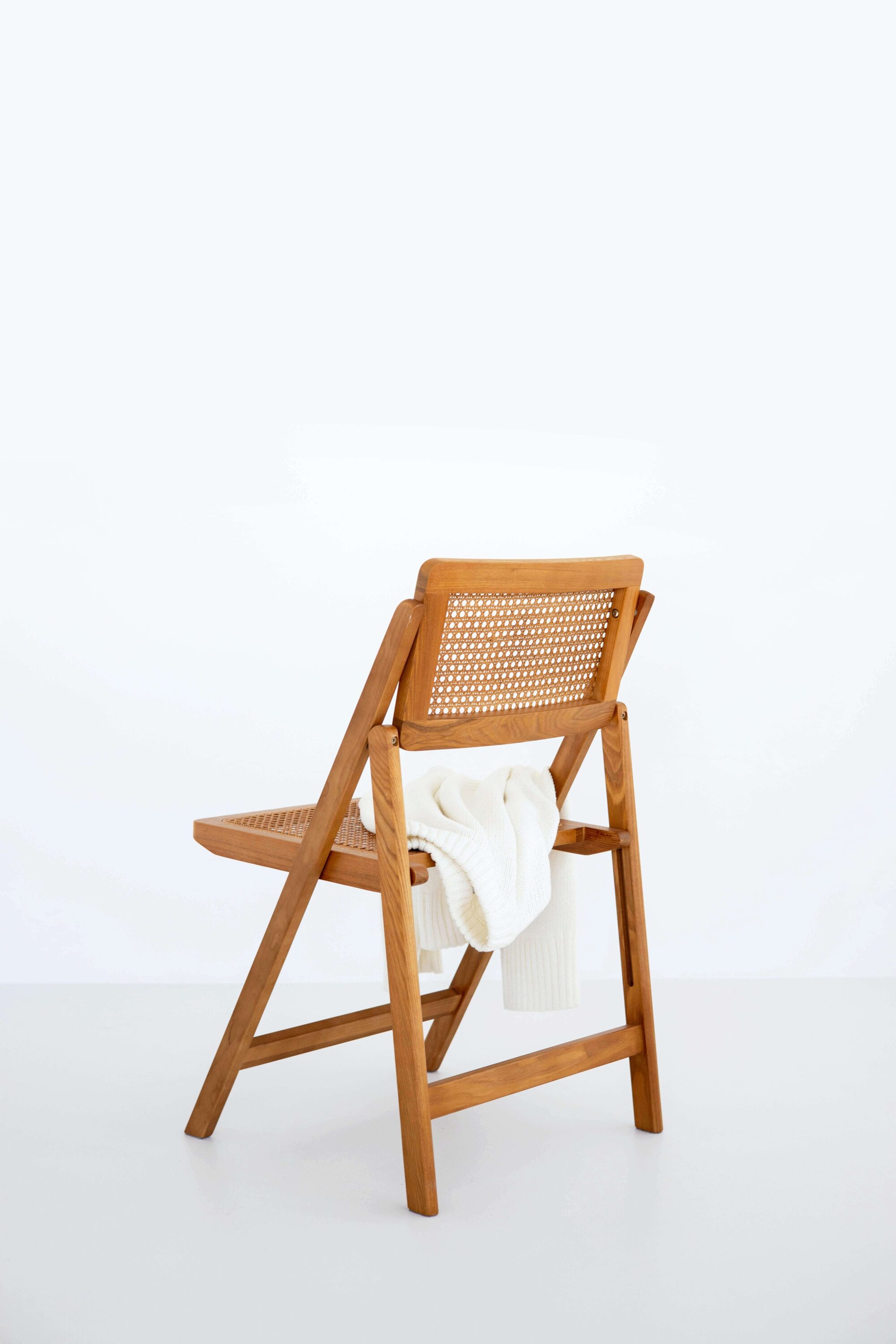9 Space-Saving Ideas for Small Spaces - KunstLoft Magazine