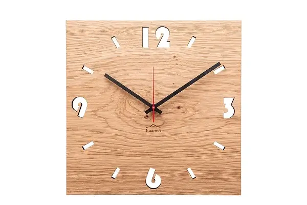 Designer clock 'Duhrchbruch (oak angular)'