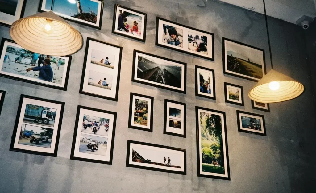 Creative ideas for hanging pictures on the wall