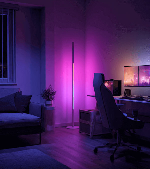 Working area with floorlamp in pink color