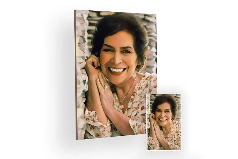 Have a single portrait painted from a photo